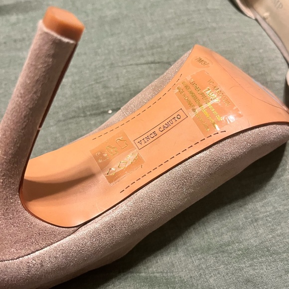 Vince Camuto Karolynn Stilletto - Picture 3 of 5